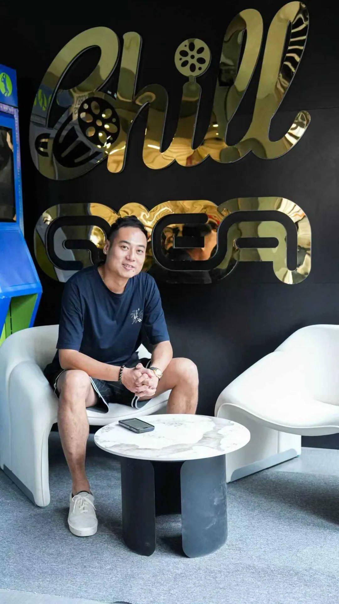 他们用一张卡片，唤醒中国体育的集体记忆
