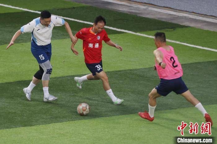 “苏超”带动民间足球热