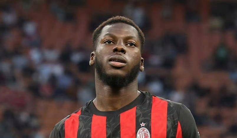 打晕送走?诺丁汉森林欲3000万欧报价穆萨,那不勒斯加入争夺