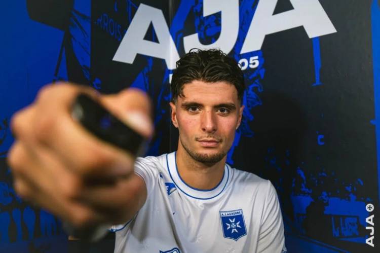 开云体育平台官方：欧塞尔租借博洛尼亚中场欧萨马-埃尔-阿祖齐