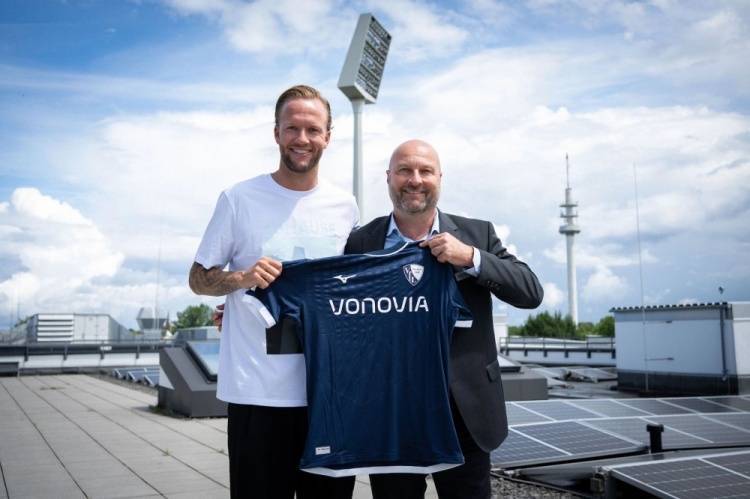 开云体育下载官方:波鸿从柏林联签下33岁后卫福格特,双方签约至2027年