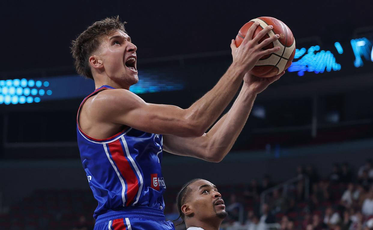 开云体育app洛杉矶快船近况:签约新秀、比尔努力训练、波格丹受伤情况