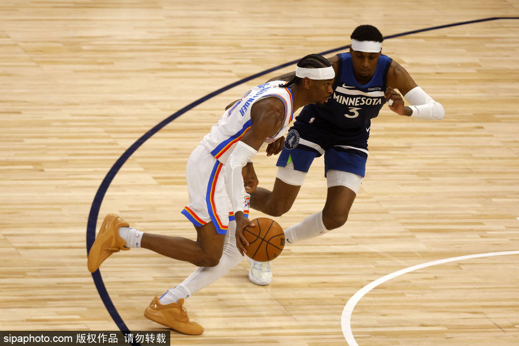 “没有人比团队更重要”:俄克拉荷马城雷霆的成功文化