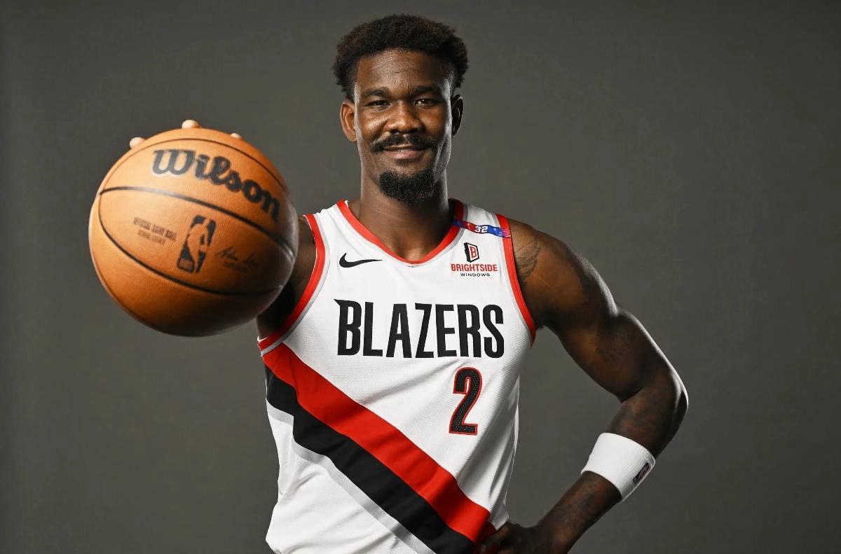 密尔沃基雄鹿加入争夺德安德烈艾顿战局