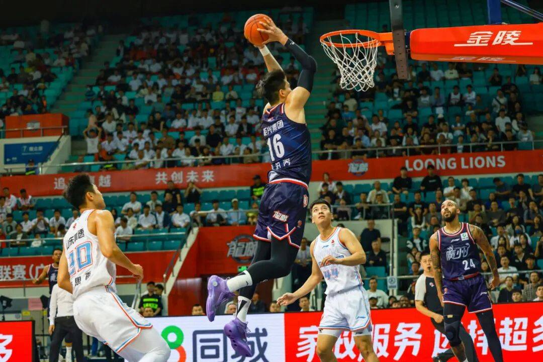 开云体育下载重磅!两名顶级大外援空降CBA,杜锋做明智决定,朱芳雨霸气发声