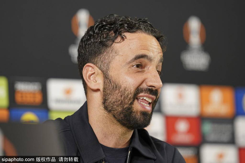 开云曝阿莫林还剩3场比赛自救 战术大师格拉斯纳或接手曼联