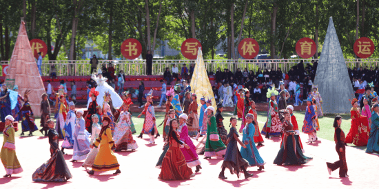 梅里斯达斡尔族区民族体育运动大会盛大开幕民族风情与体育精神交相辉映