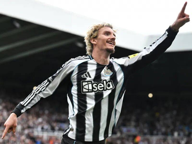 开云体育平台央视直播英超豪门,曼联三年主场失利,利物浦迎来5轮最弱对手